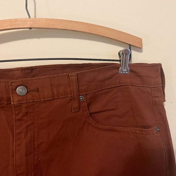Levi's lightly-worn 502 brown regular taper fit stretch twill pants - Picture 3 of 4